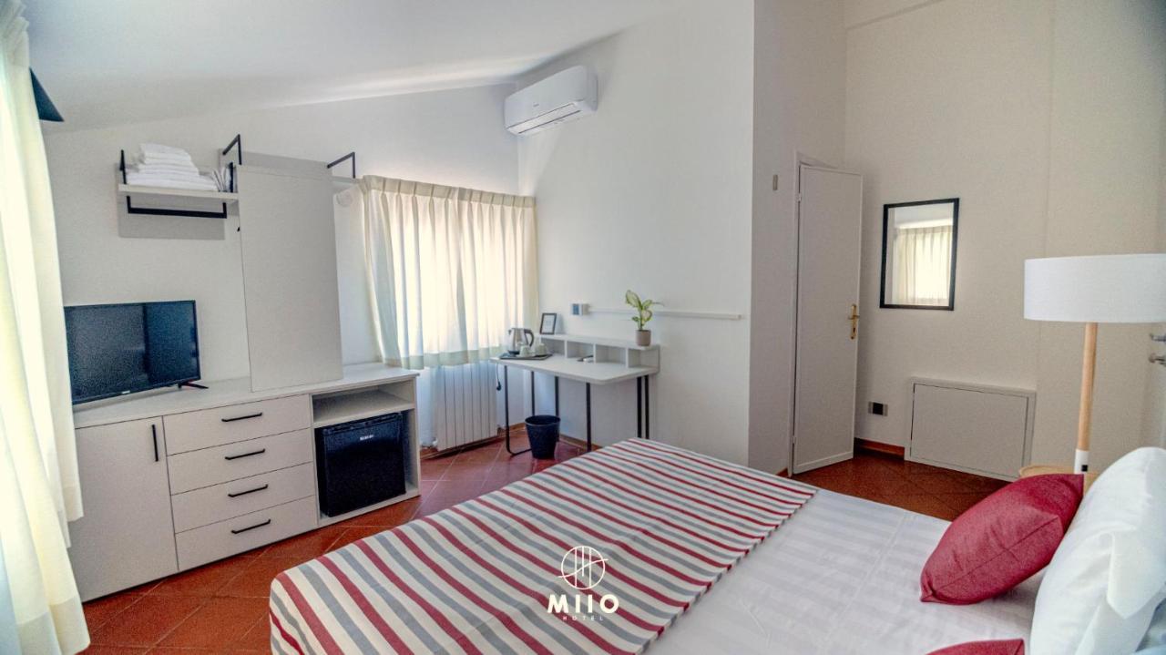 Miio Hotel San Vincenzo Exteriör bild
