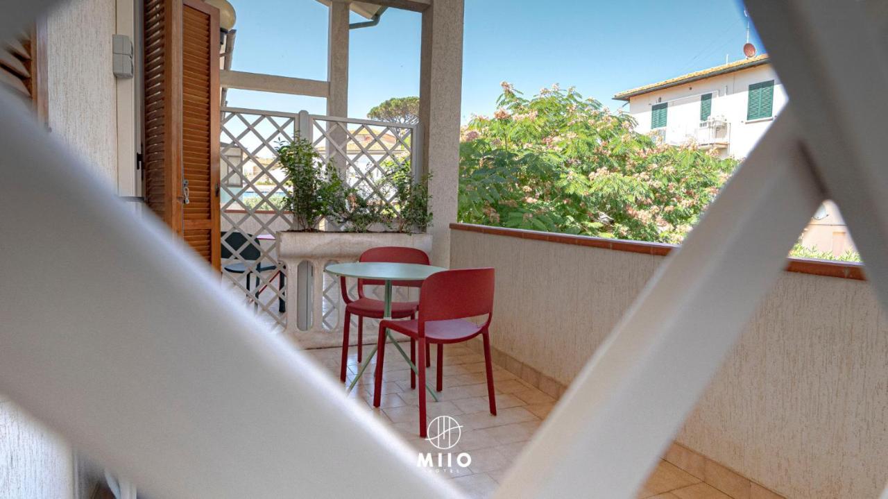 Miio Hotel San Vincenzo Exteriör bild